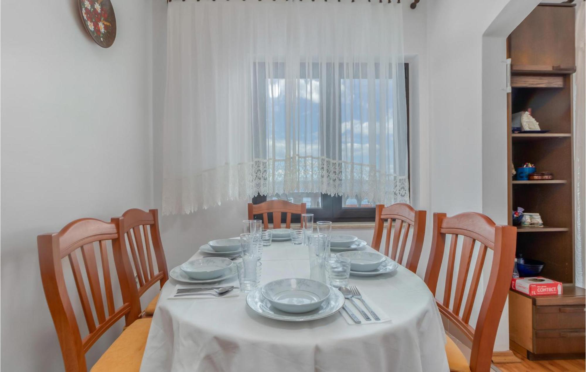 3 Bedroom Awesome Apartment In Novi Vinodolski Exterior photo